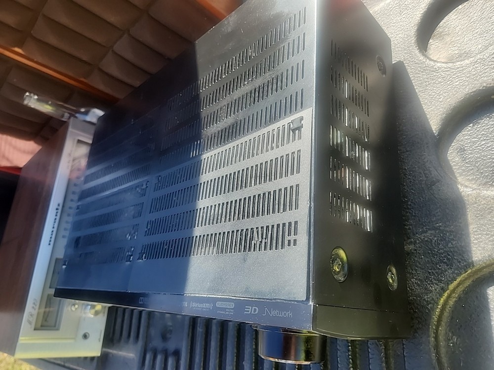 Denon AVR-E300 Integrated Network AV Receiver bundle w remote