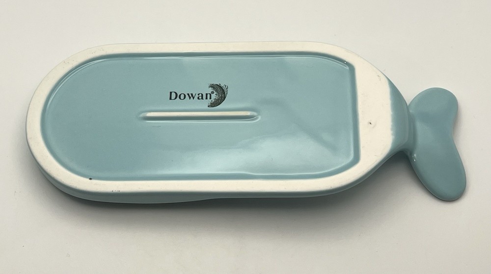 Dowan Ceramic Blue Whale Covered Butter Dish