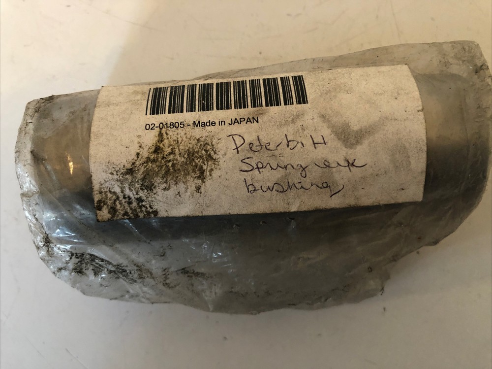 GENUINE PETERBILT 02-01805 SPRING EYE BUSHING NEW