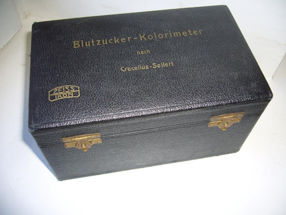 Antique Zeiss Mini Colorimeter
