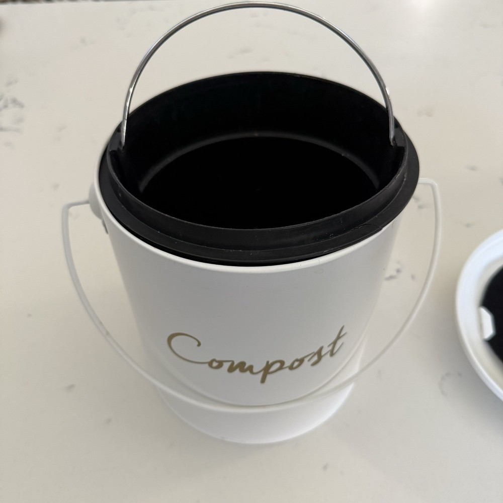 Countertop Compost Bin~White
