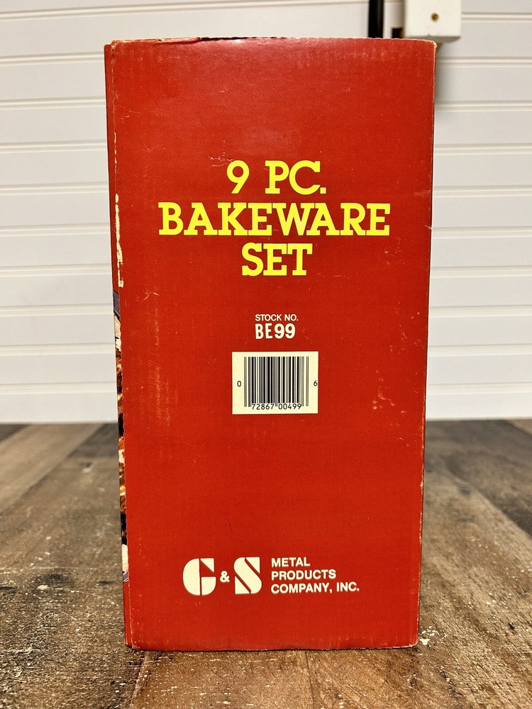 Baker•eze 9 Piece Non-Stick Bakeware Set New In Box