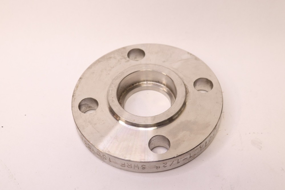 Socket Weld Flange Stainless Steel 1-1/2"