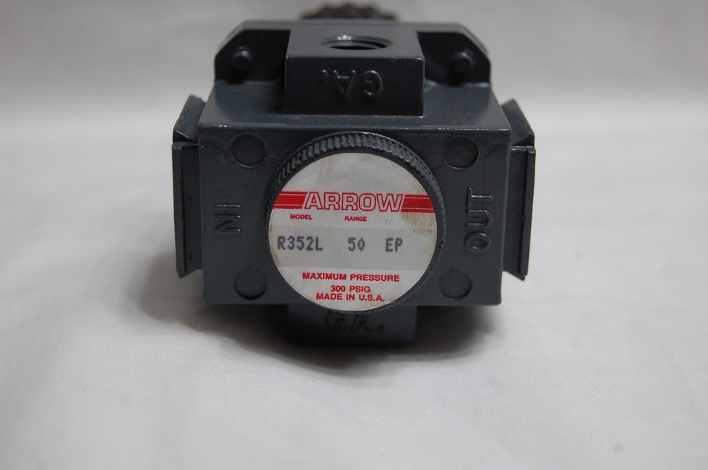 Arrow Regulator R352L