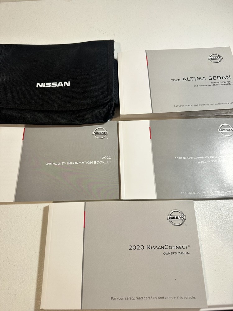 Nissan 2020 Altima Owners Manual Set