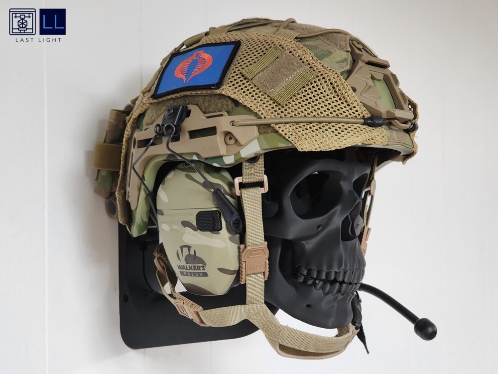 Skull + Helmet Display Package - Unlit Version