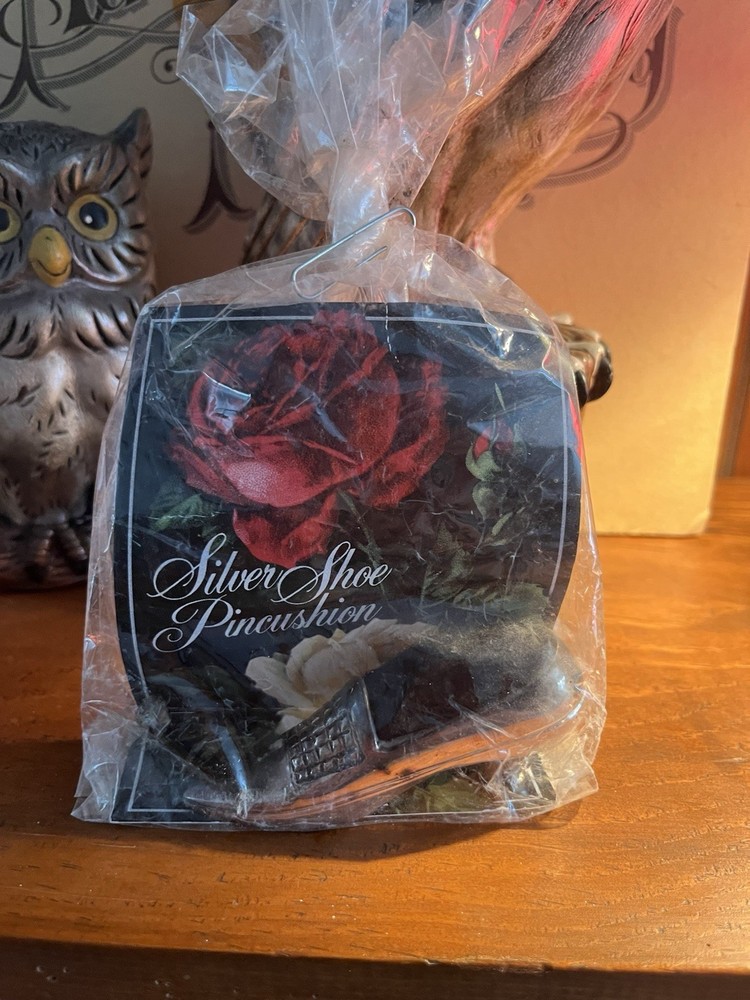 Alda's Forever Silver Black Shoe Pincushion