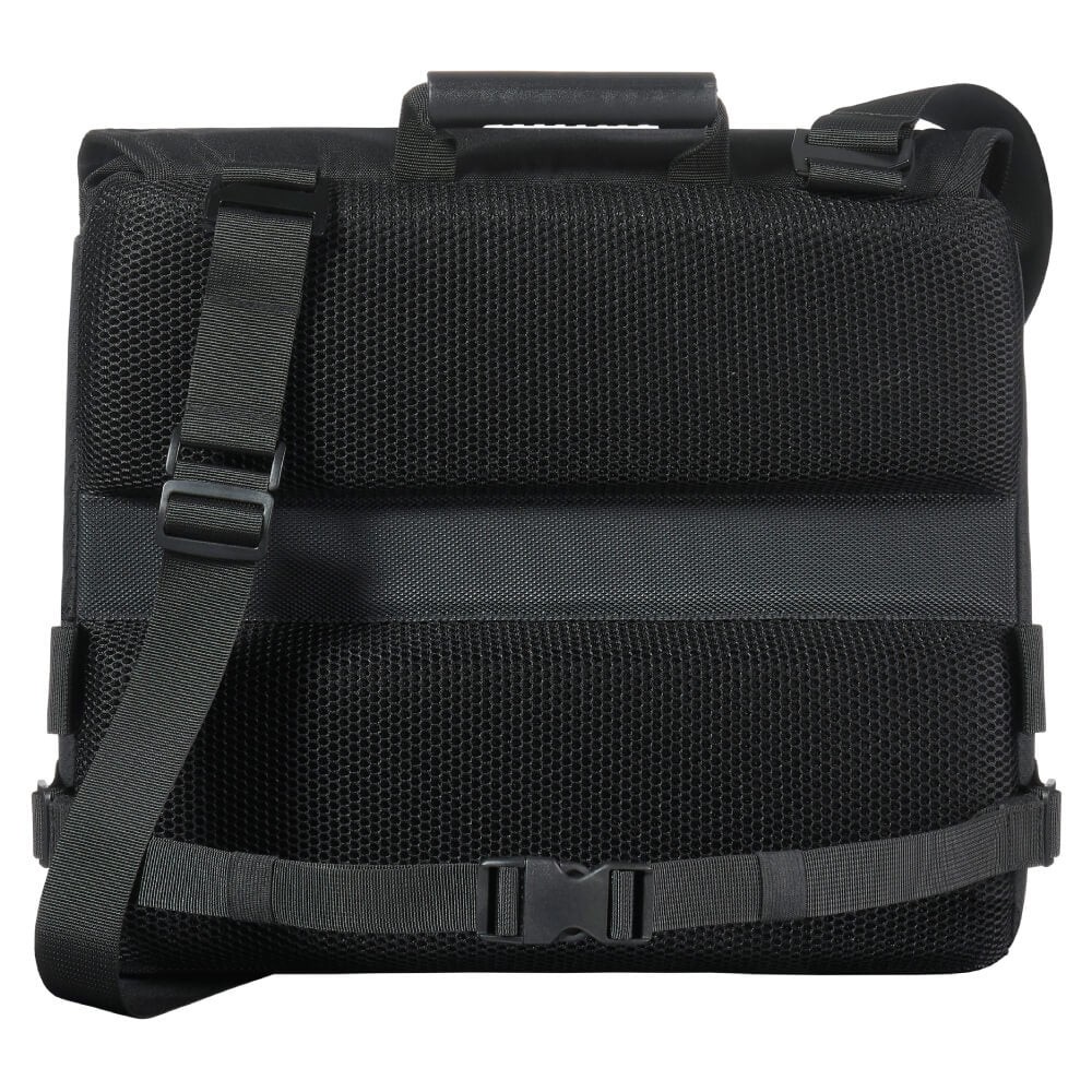 Triumph 10L Messenger Bag Black MLUA24014