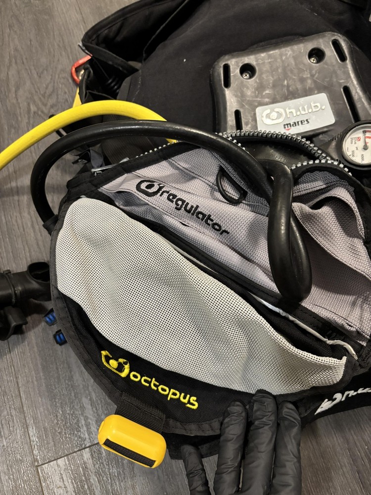 Mares Scuba Dive Kit BC Buoyancy Compensator Regulator Set Medium HUB Italy