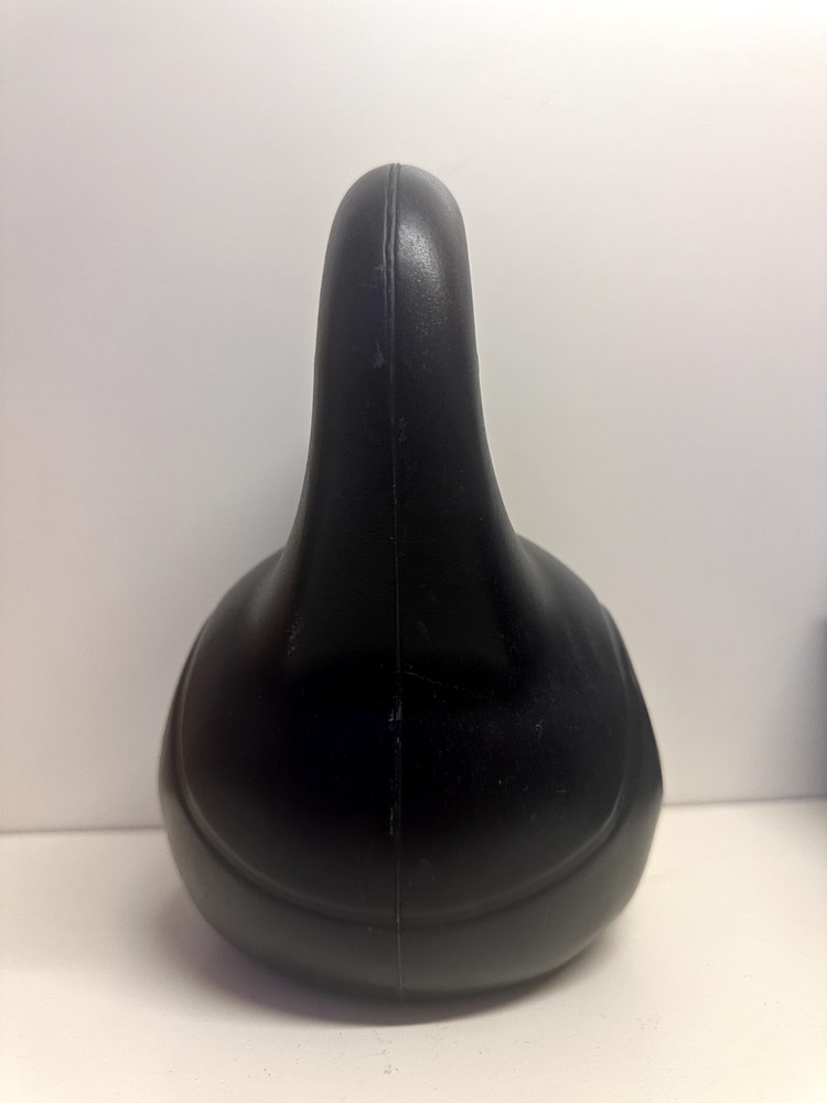 Swiftfit 8 pound kettlebell black good condition