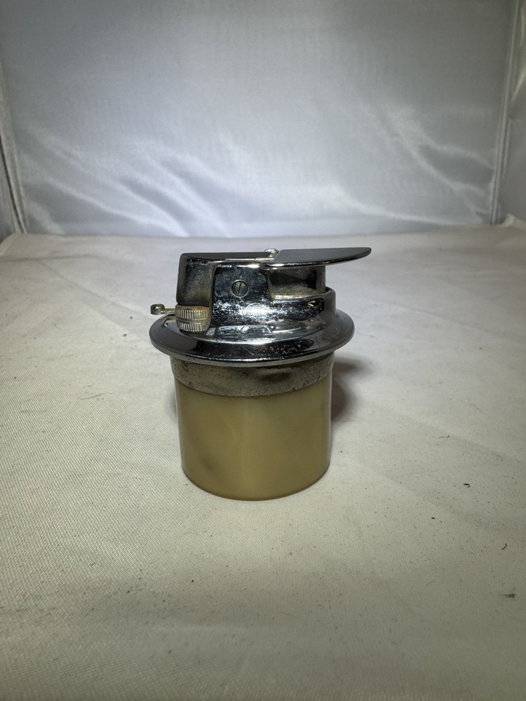 VINTAGE Ronson Varaflame  Gas 1  1/2" Insert For Table Lighter Untested