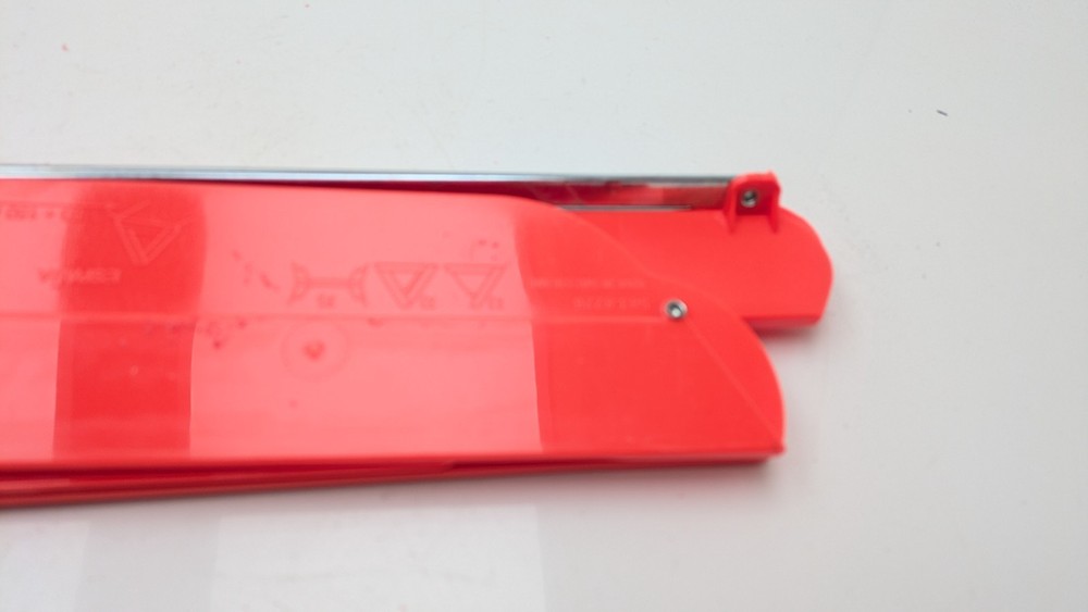 VOLVO XC60 MK1 EMERGENCY WARNING TRIANGLE 2014