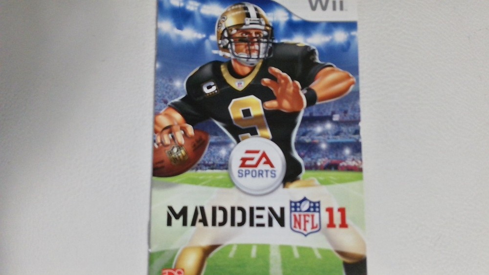 Madden 11 Instruction Manual (Nintendo Wii)