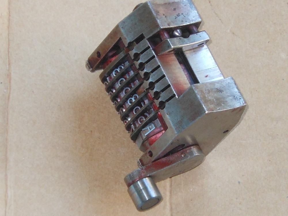 PRINTING PRESS 7 DIGIT ROTARY NUMBERING MACH.- STRAIGHT
