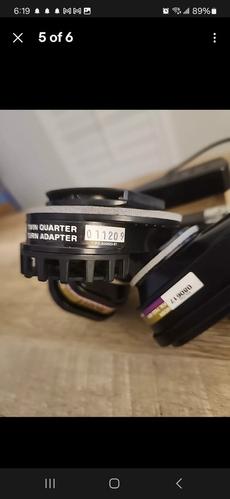 Scott Twin Quarter Turn Adapter