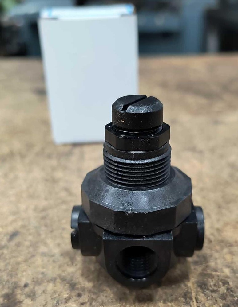 New Old Stock Watts, P60 Water Pressure Regulator P60-M1-4 0-60 1/4"