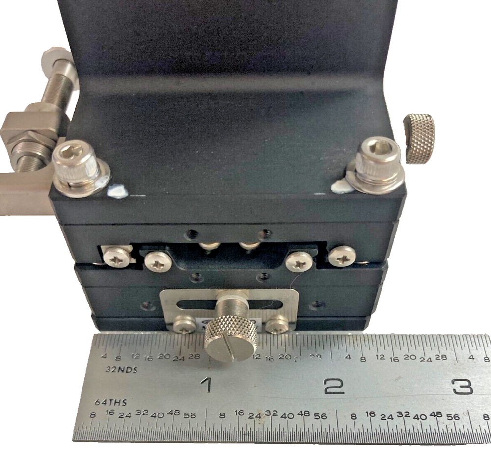 Chuo 2 Axis Manual Stage Linear Positioner Micromanipulators LD 6042-SR6 10847