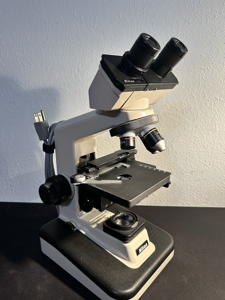 Nikon YS2-T Alphaphot 2 Microscope With Objectives E4 0.10/ E10 0.25/ E40 0.65