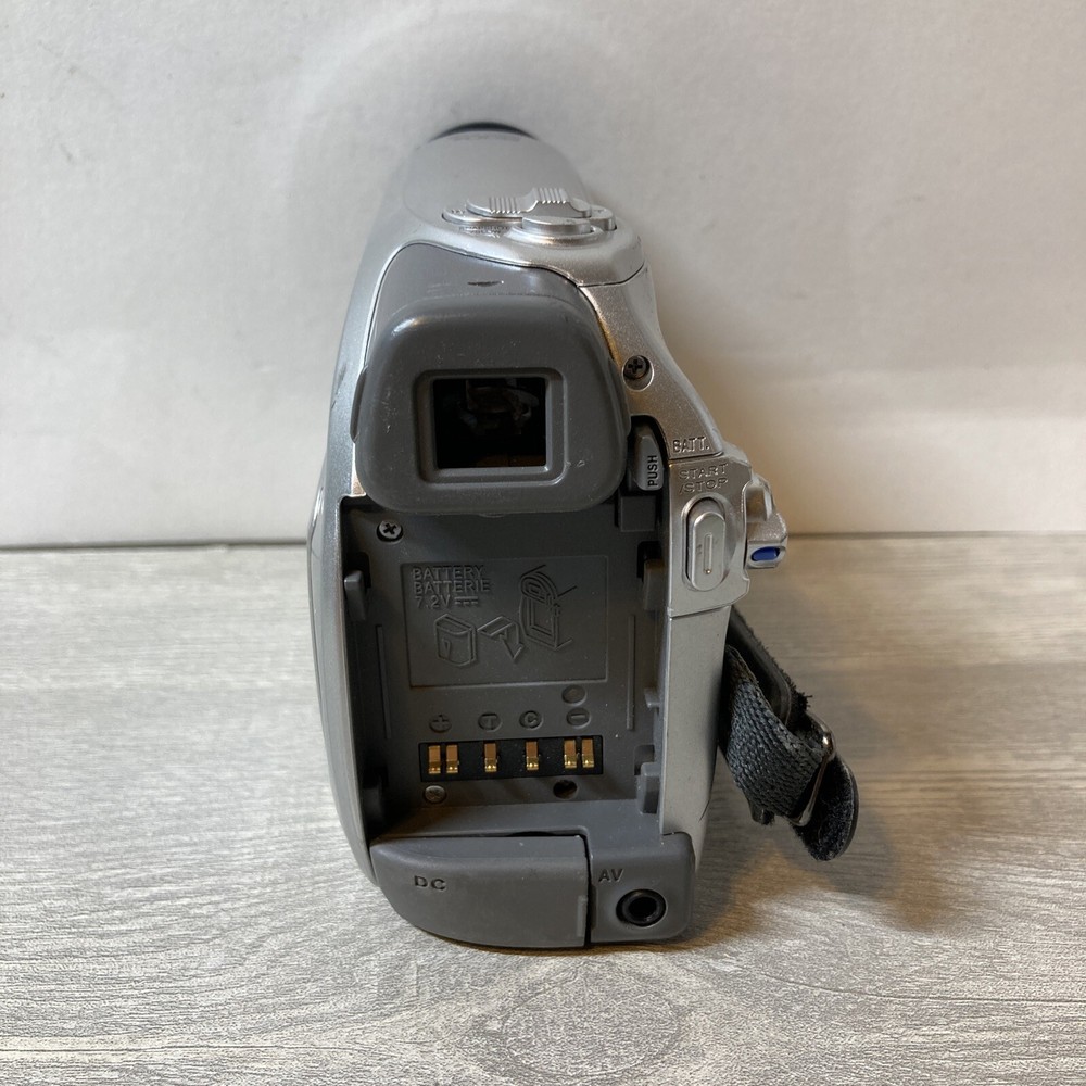 JVC Handheld Compact Digital Recorder GR-D396U TESTED PLEASE READ (B306)