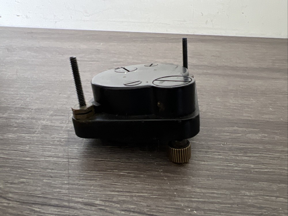 Wittnauer 8 Day Wind Up Clock