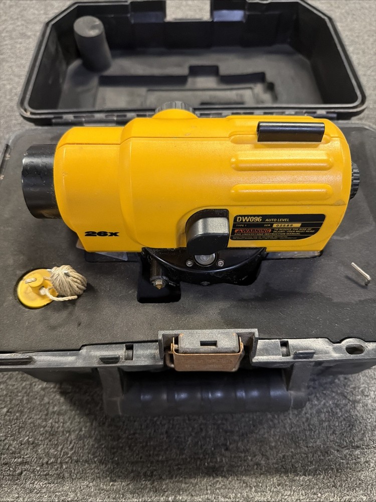 DEWALT DW096 Magnification Automatic Optical Level (untested)