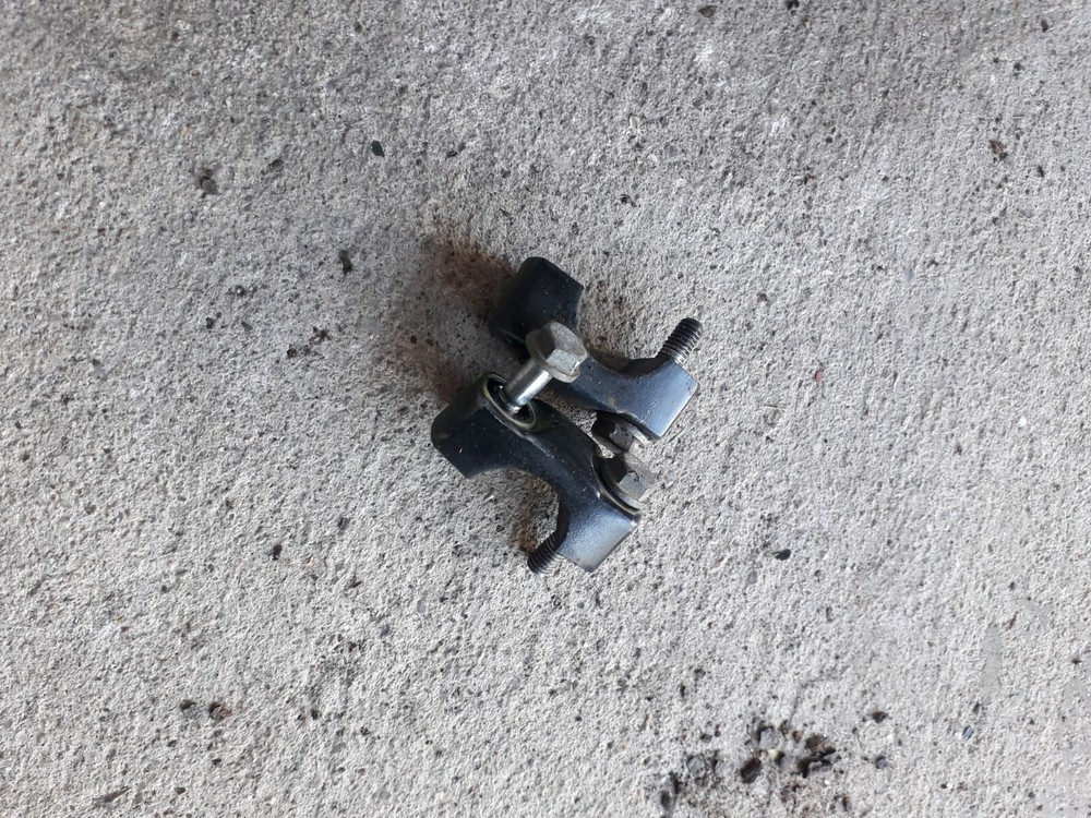 HONDA H100 SJ 1991 HANDLE BAR CLAMPS