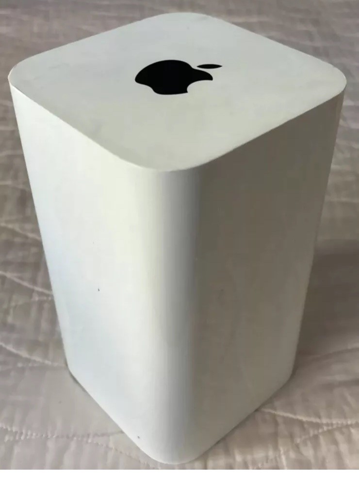 Apple AirPort Extreme BaseStation (A1521) No Cables