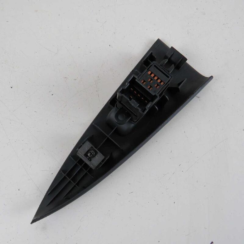 Rear window control panel rh 829619U10A NISSAN NOTE 2004-2013 used (52757)