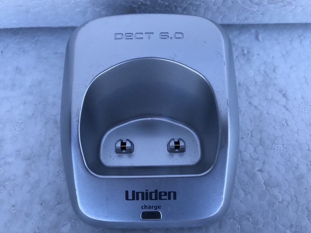 DCX200 Uniden Handset Charging Base for handsets DECT2060, DECT2080, DECT2085
