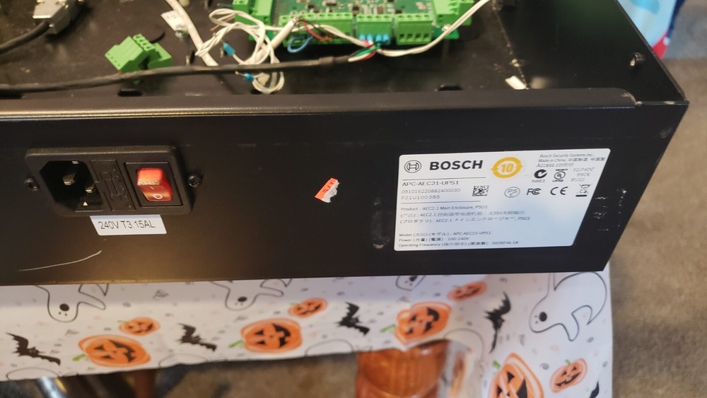 BOSCH Control Enclosure Access Controller 2.1 Reader Board Wiegand API-AEC21-4WR