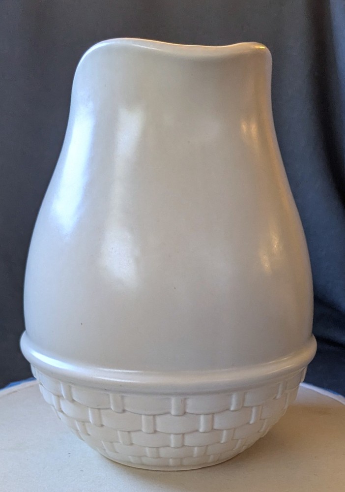 Pfaltzgraff Oversized Creamer Pitcher 6.5” Beige Basketweave Stoneware