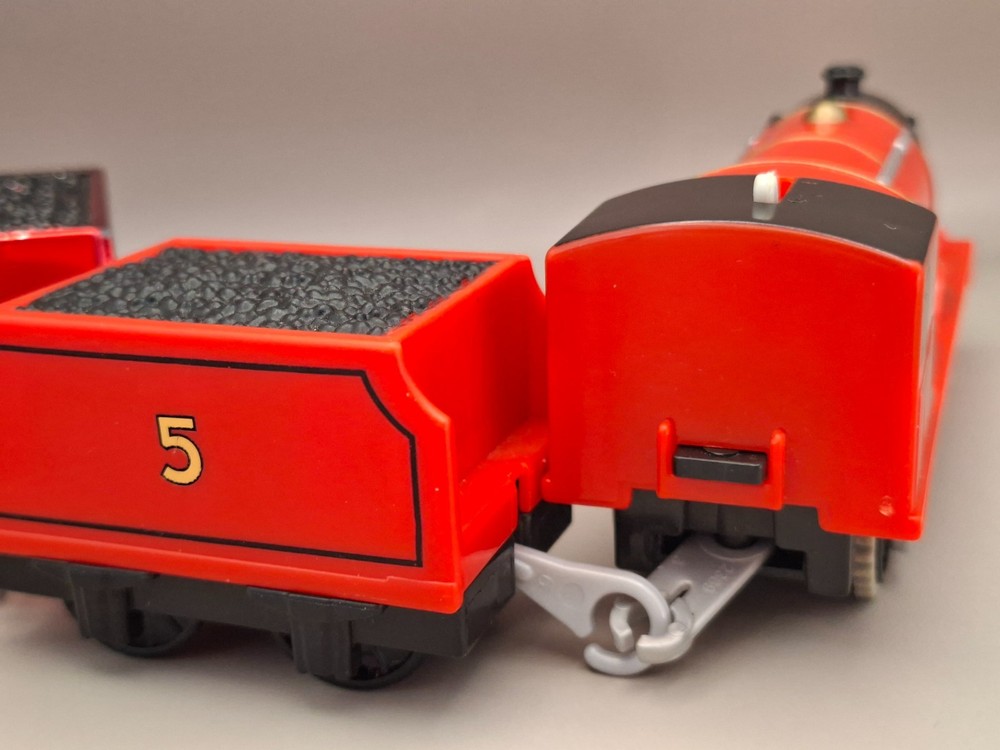 Scared James Trackmaster Train Motorized - 2013 Mattel Thomas the Tank Engine