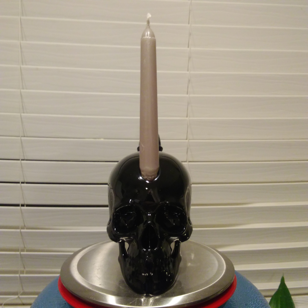 Skull Bong Bubbler Water Pipe Candle Holder