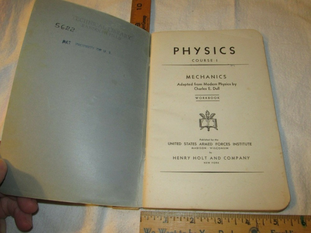 1943 Pilot Book Plane Physics Mechanics Instruction Manual US Armed forces book
