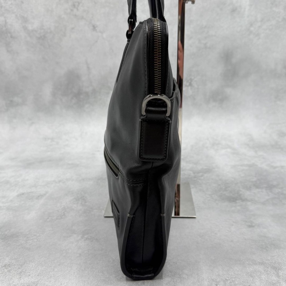 TUMI Harrison Leather Briefcase 2-Way Black **Used**