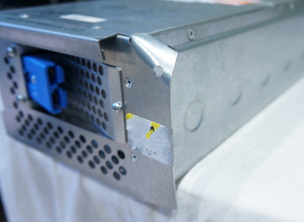 APC 48VDC BATTERY MODULE APCRBC105