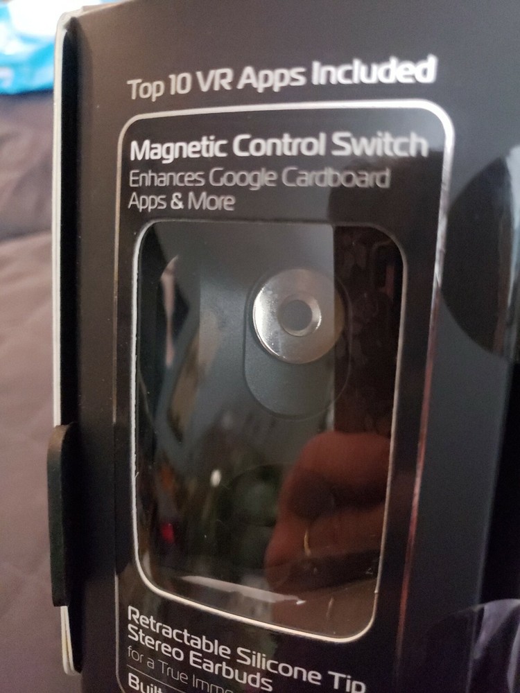 Tzumi Dream Vision Pro Virtual Reality Headset is ready.