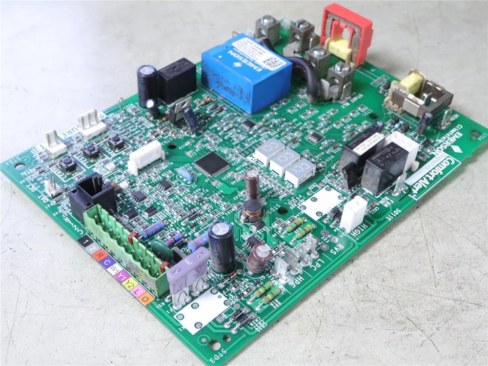 Goodman PCBGR103 2 Stage PCB Control Circuit Board 49C25-289-01
