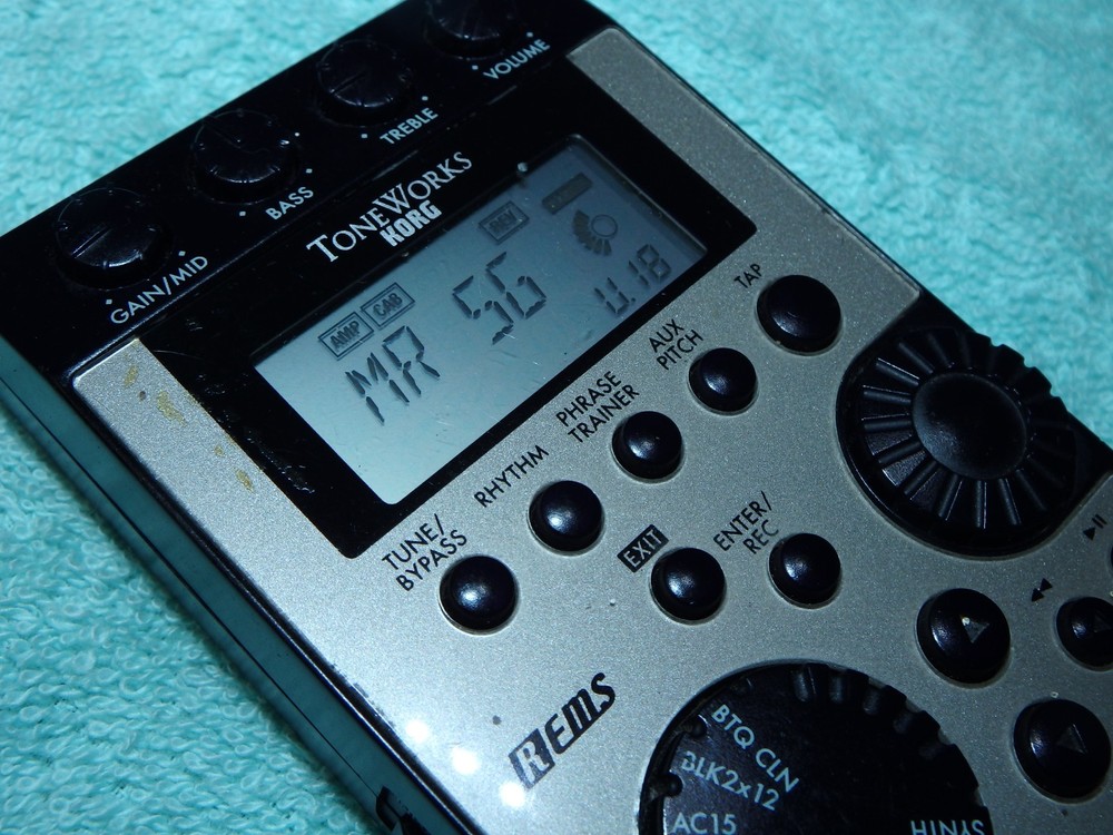 Korg Pandora PX4D Multi-Effect Processor tested amazing sounds