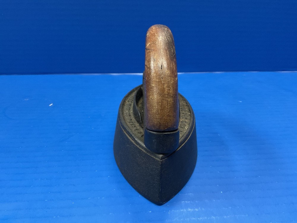 antique sad iron w/ detachable wood handle