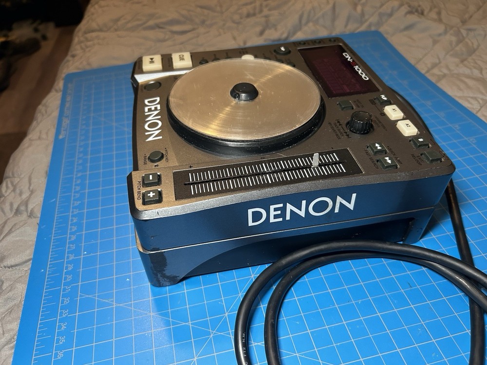 Denon DN-S1000 Professional DJ Turntable Tabletop