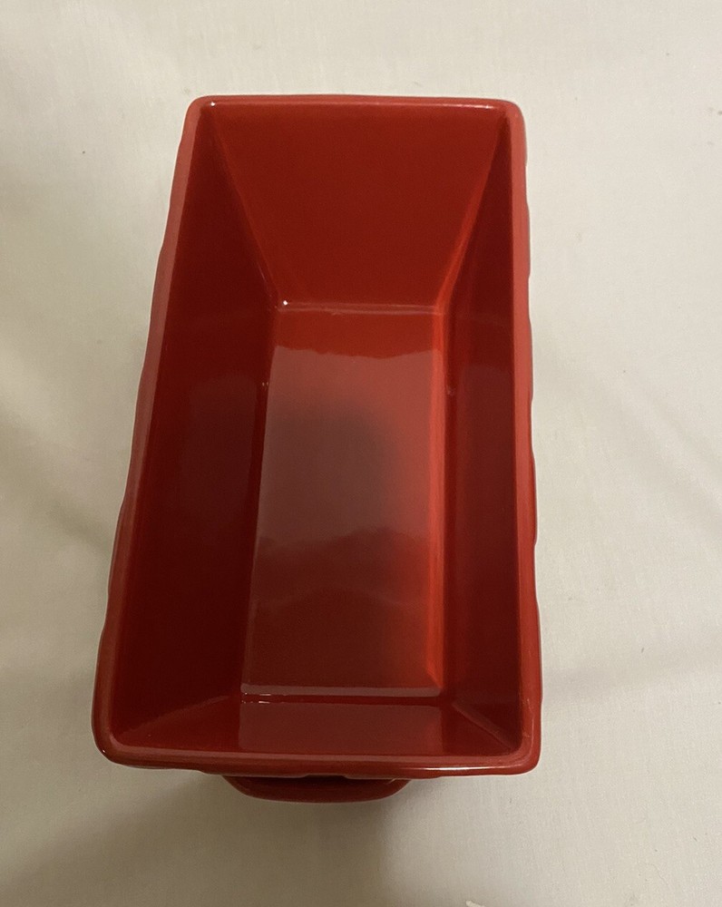 Real Home Red Ceramic High Fire Earthenware w/Lid 10" x 4"