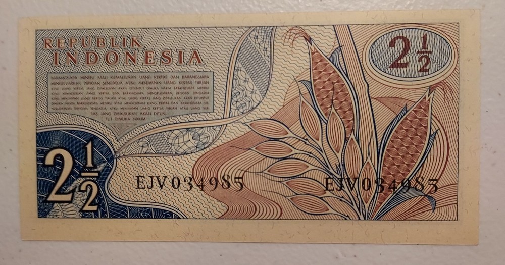1961 Indonesia 2 1/2 Rupiah Note; Pick 79 Attractive!