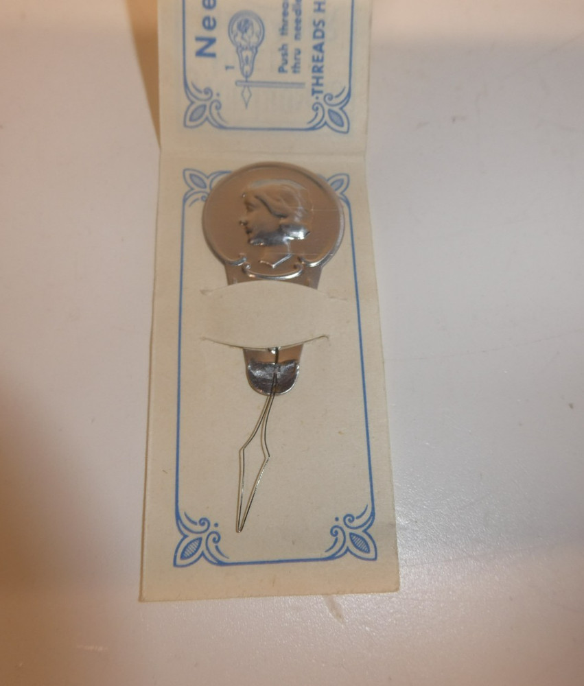 VTG Germany Wire Needle Threader ~ Sewing ~ Aug. Thomas