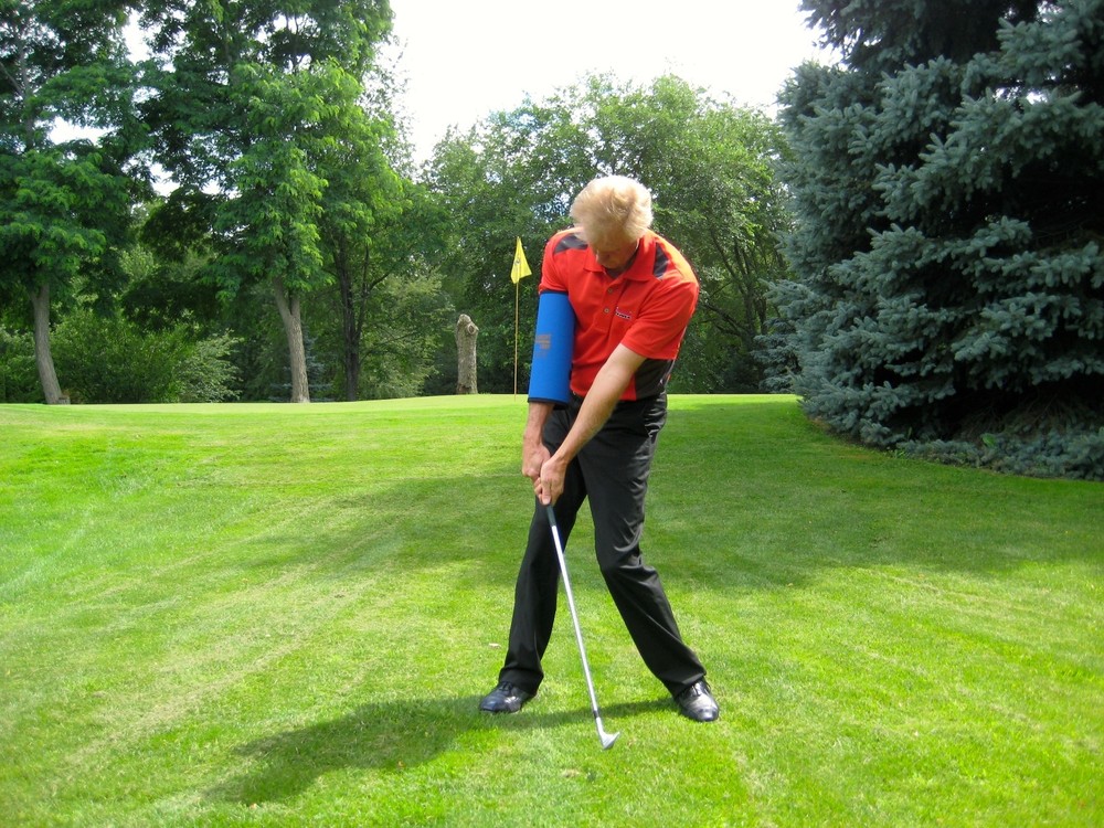 Golf Trainer - Bending Your Arm, Get Help From The "Straight Arm"