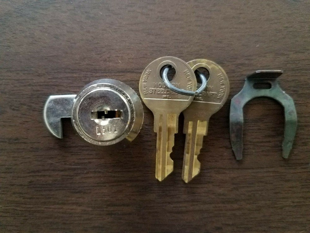 10 pack Chicago Cam Lock Fixed Straight Cam Clip Mounting