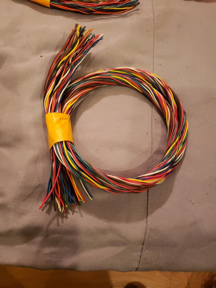 Electronic Digitrax  Wire 28wires 36"
