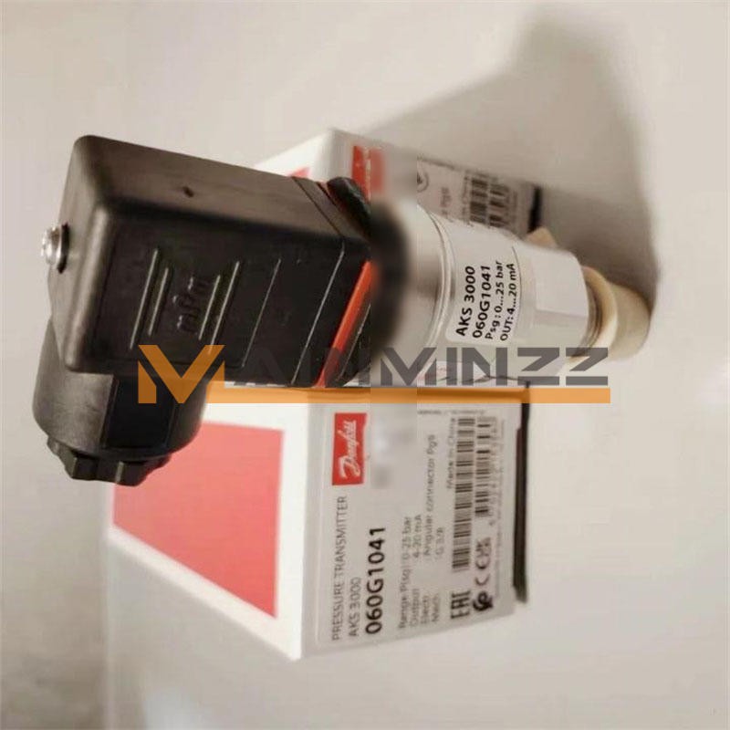 1PC Danfoss pressure transmitter AKS3000 060G1041 NEW