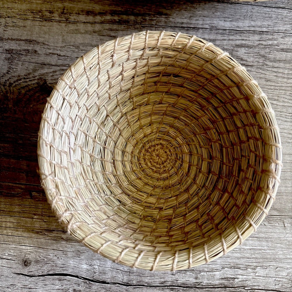 Set Of 4 Hand Woven Nesting Baskets 8-12 “