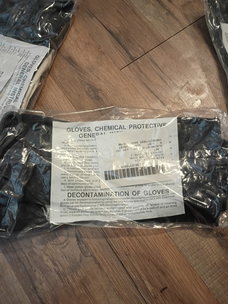 2Pack Brunswick Corp Chemical Protective Gloves Medium